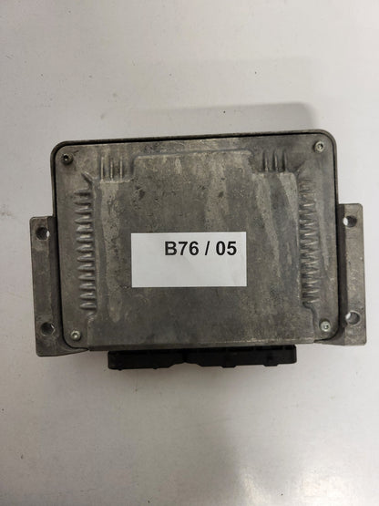 Fiat STILO ECU / 0281011553 / 55198058 / 19247EAA / BOSCH