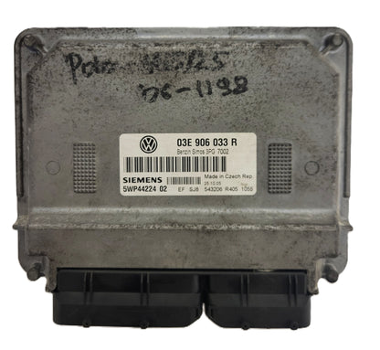 VW POLO SEAT IBIZA ECU / 03E906033R / 5WP44224 02 / 3PG 7002 / SIEMENS