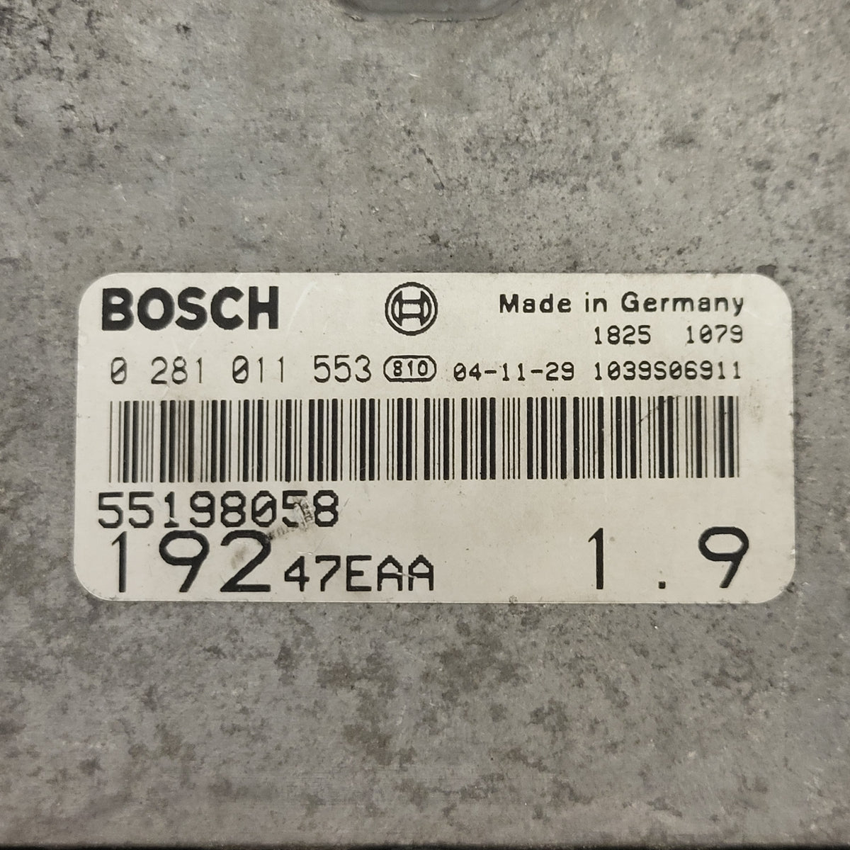 Fiat STILO ECU / 0281011553 / 55198058 / 19247EAA / BOSCH - B77-11 - 2