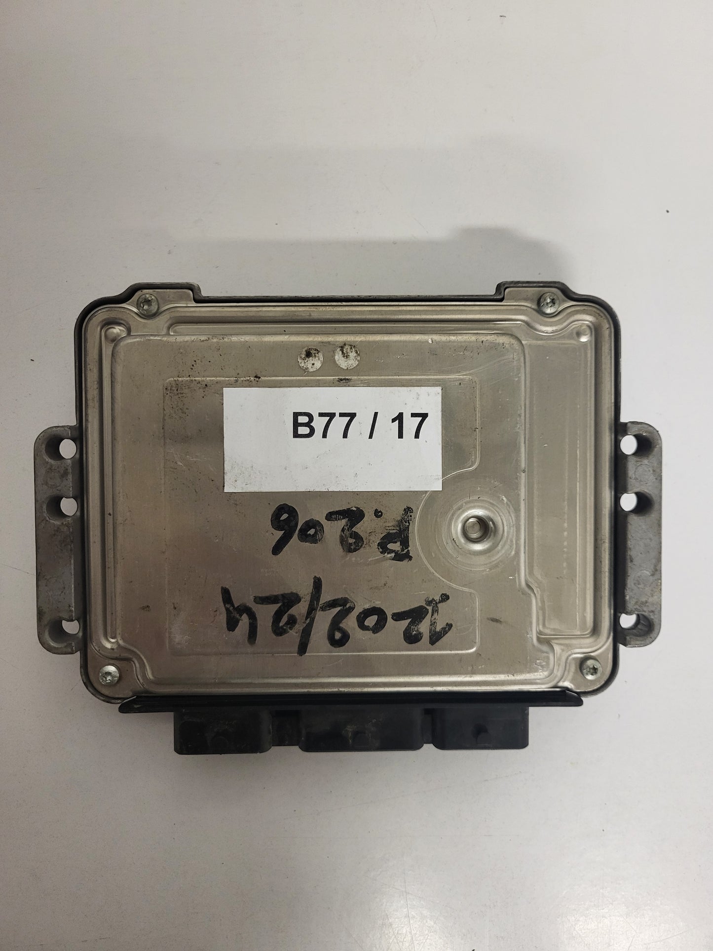 Peugeot Citroen ECU / 0281011783 / 9656709780 / EDC16C34 / 9654490280 / BOSCH