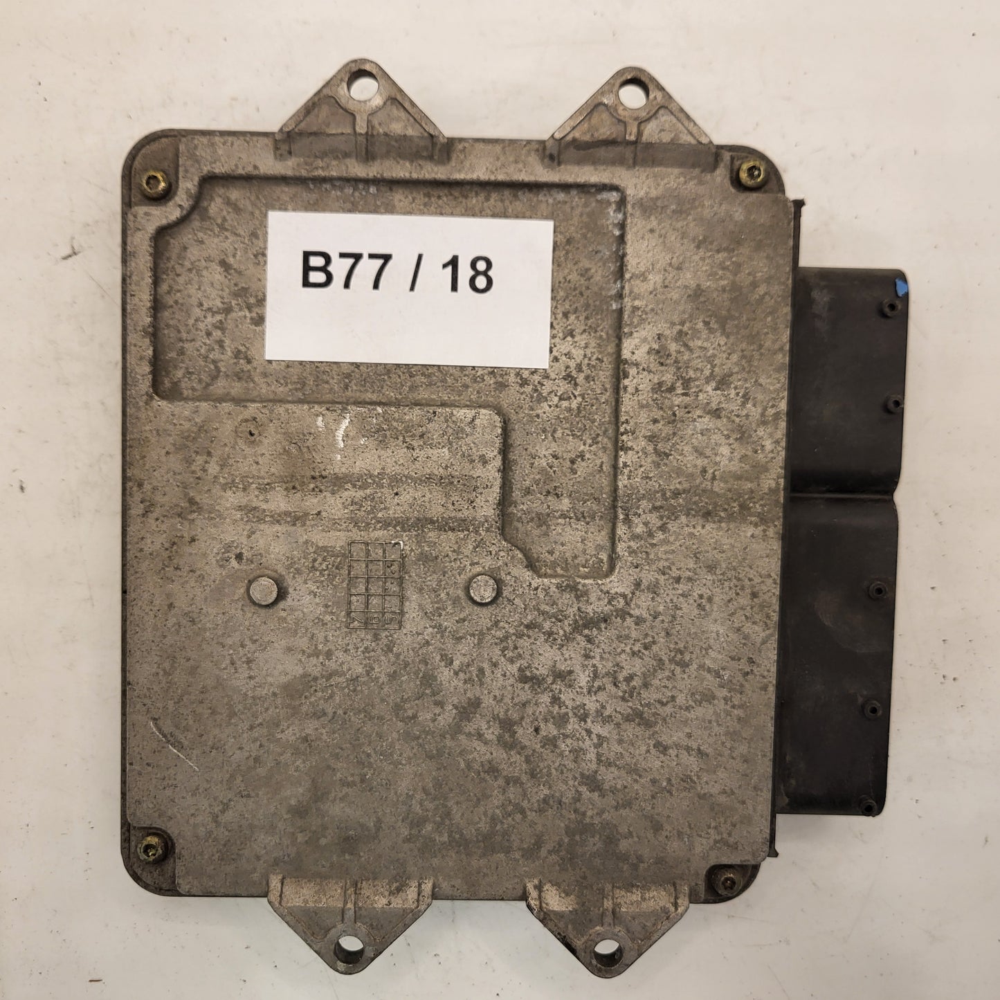 FIAT PUNTO ECU / MJD 6JF.P3 / 55195817 / HW1BM / 71600.053.00 / MAGNETI MARELLI