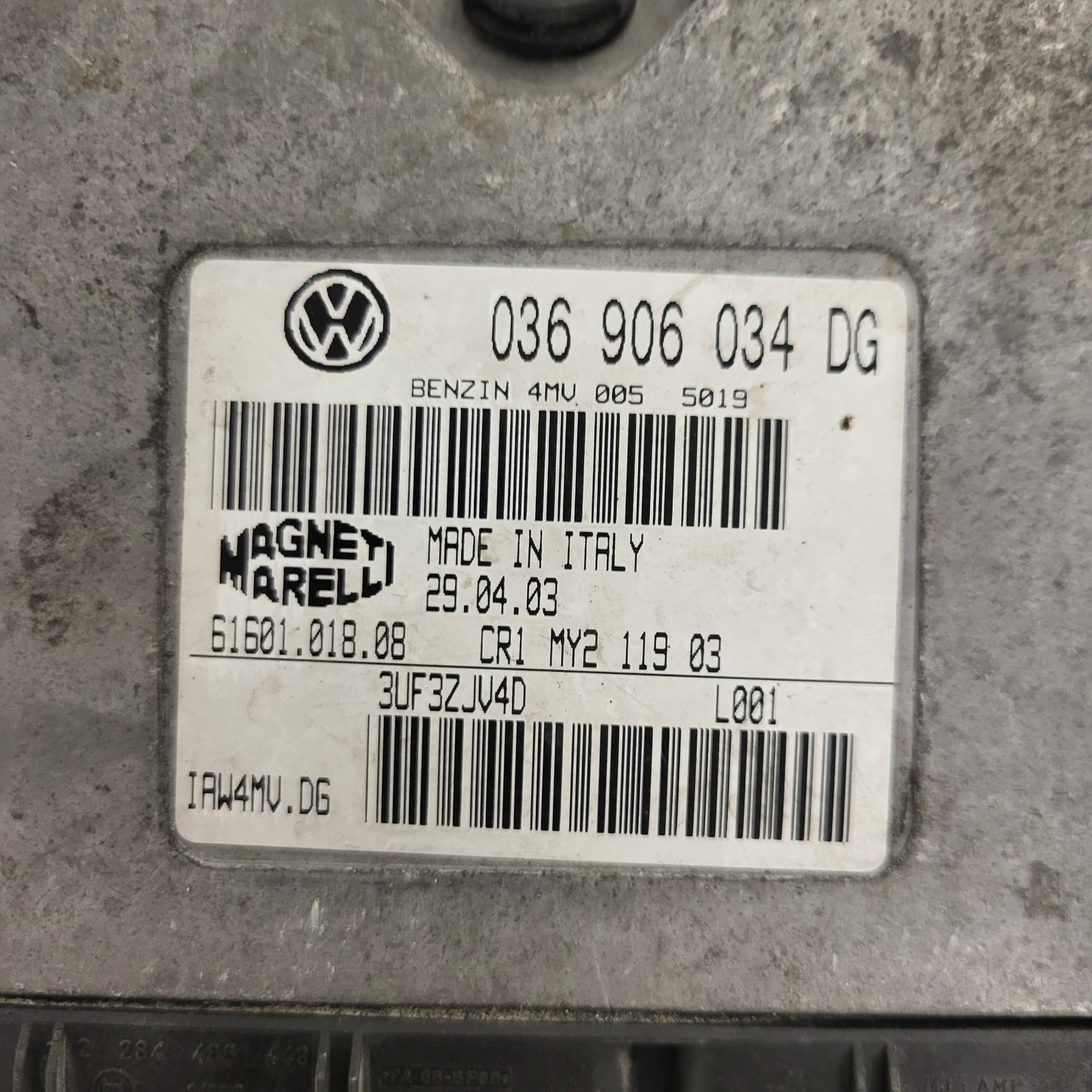 VW ECU / 036906034DG / IAW 4MV.DG / IAW4MV.DG / 61601.018.09 / MAGNETI MARELLI