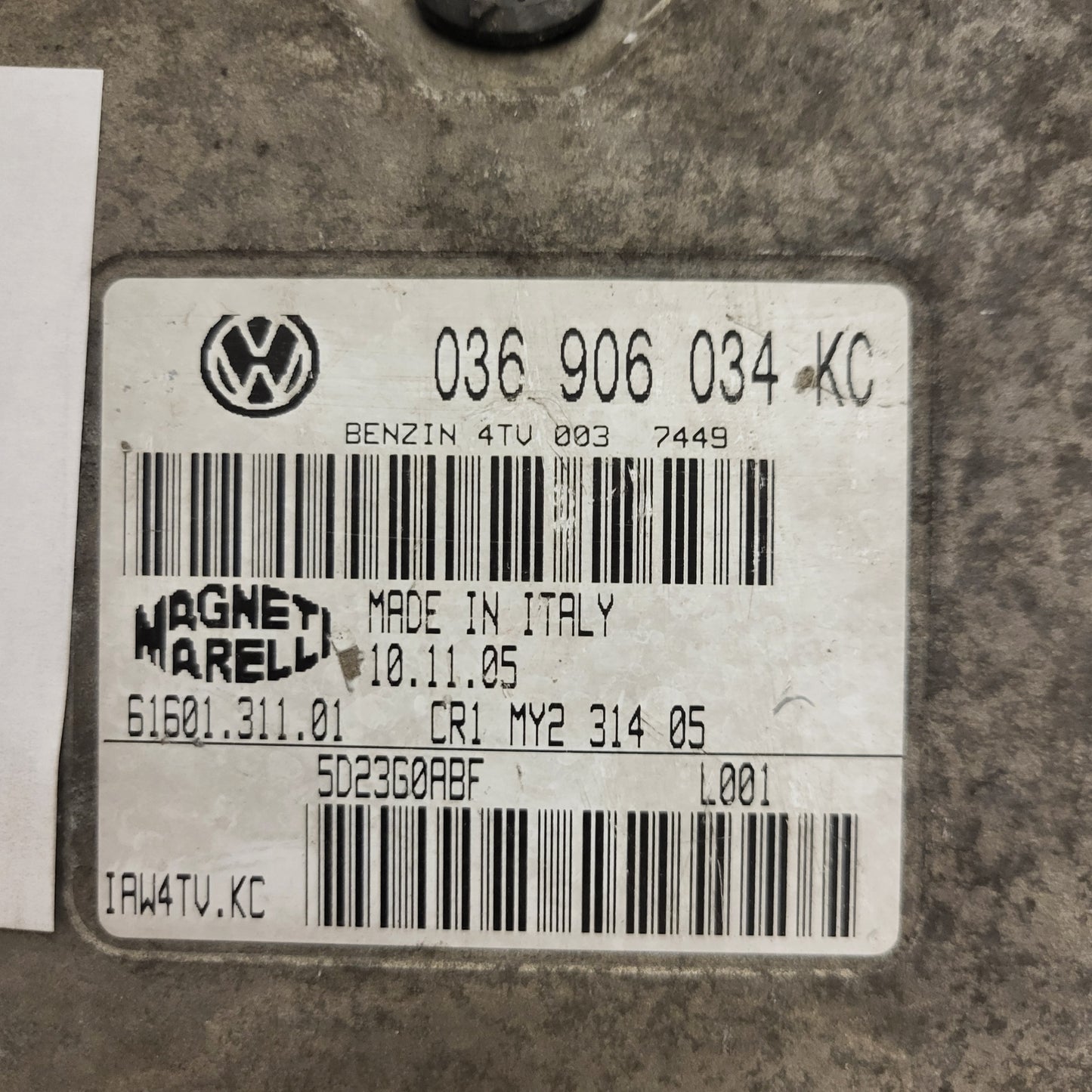 VOLKSWAGEN SEAT ECU / 036906034KC / IAW 4TV.KC / 61601.311.01 / MAGNETI MARELLI