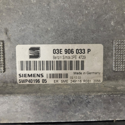 SEAT IBIZA ECU / 03E906033P / 5WP40196 05 / SIEMENS