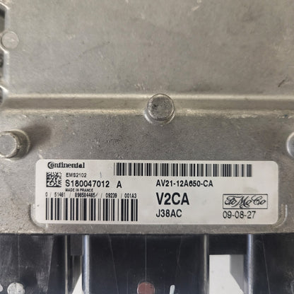 Ford ECU / S180047012A / AV21-12A650-CA / EMS2102 / V2CA / CONTINENTAL