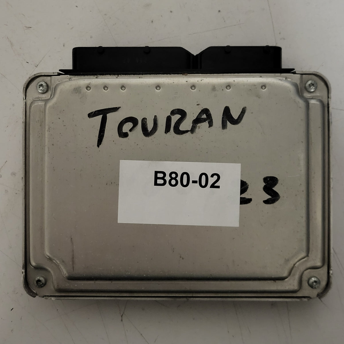 VW TOURAN ECU / 06G906022B / 0261201575 / ME7.1.1 / 06G906022 / BOSCH - B80-02 - 3