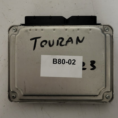 VW TOURAN ECU / 06G906022B / 0261201575 / ME7.1.1 / 06G906022 / BOSCH - B80-02 - 3