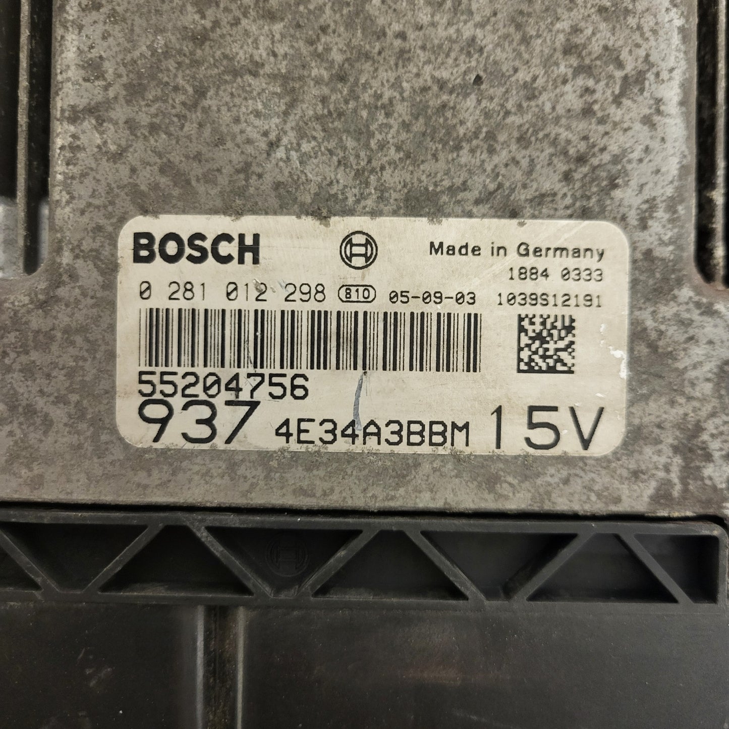 ALFA 147 ECU / 0281012298 / 55204756 / BOSCH
