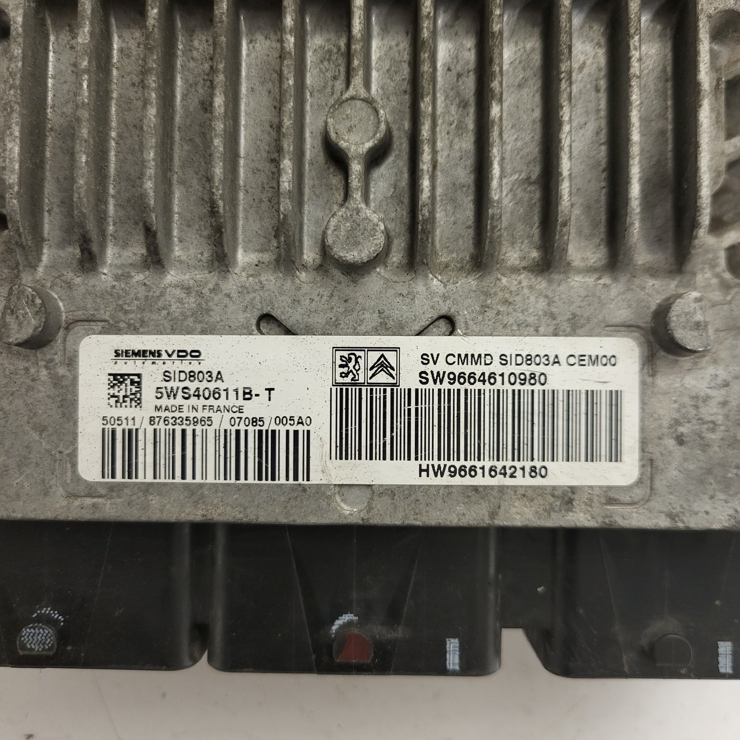 PEUGEOT CITROEN ECU / 5WS40611B-T / 5WS40611B-T / SW9664610980 / HW9661642180