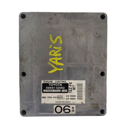 TOYOTA YARIS 1SZ-FE ECU / 89661-52062 / 211000-7212 / FUJITSU