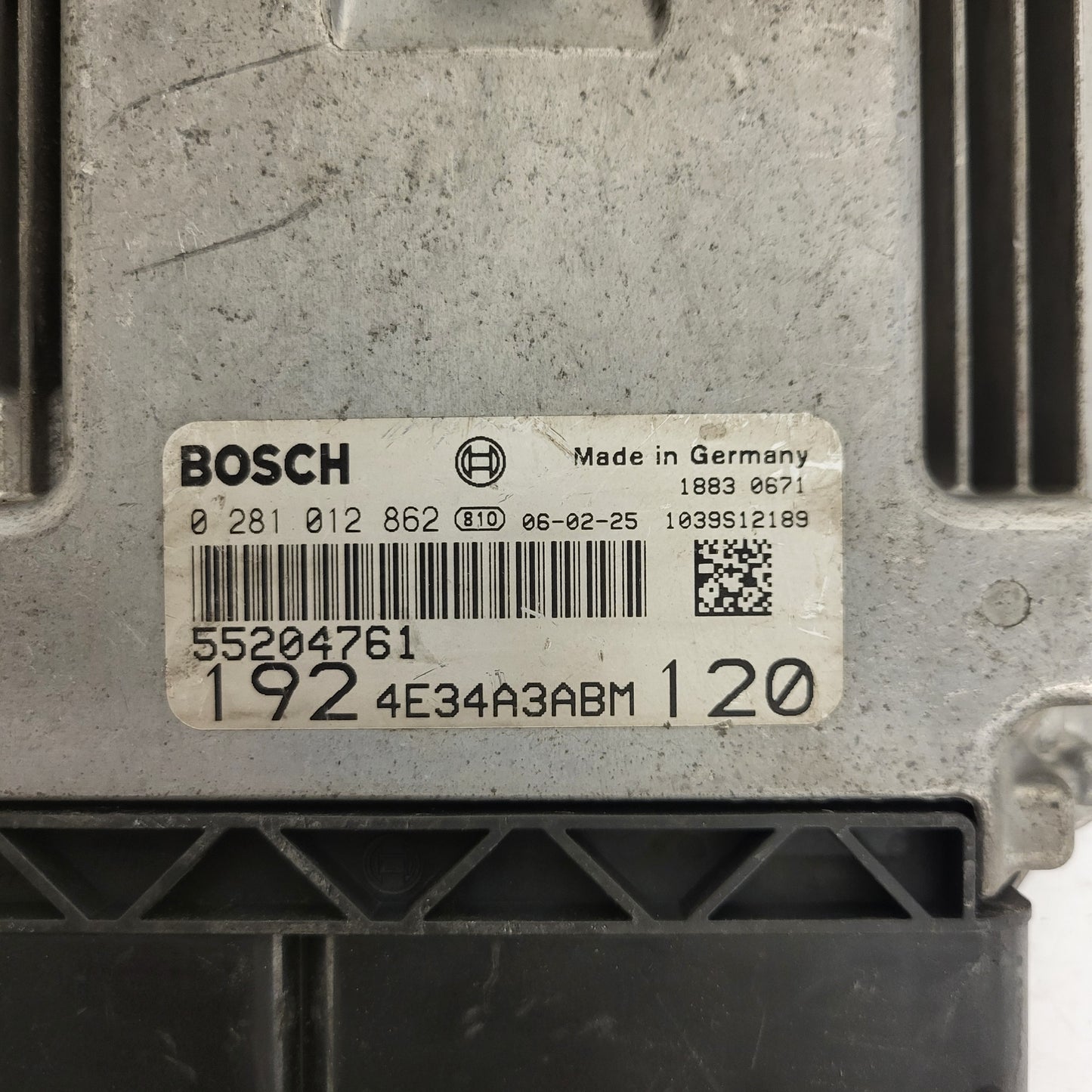 FIAT STILO ECU / 0281012862 / 55204761 / 1039S12189 / BOSCH