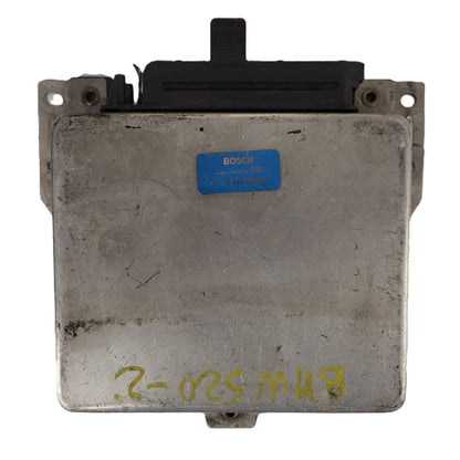 BMW E30 E28 520 320 ECU / 0280001301 / BOSCH-