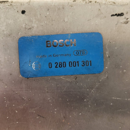 BMW E30 E28 520 320 ECU / 0280001301 / BOSCH-