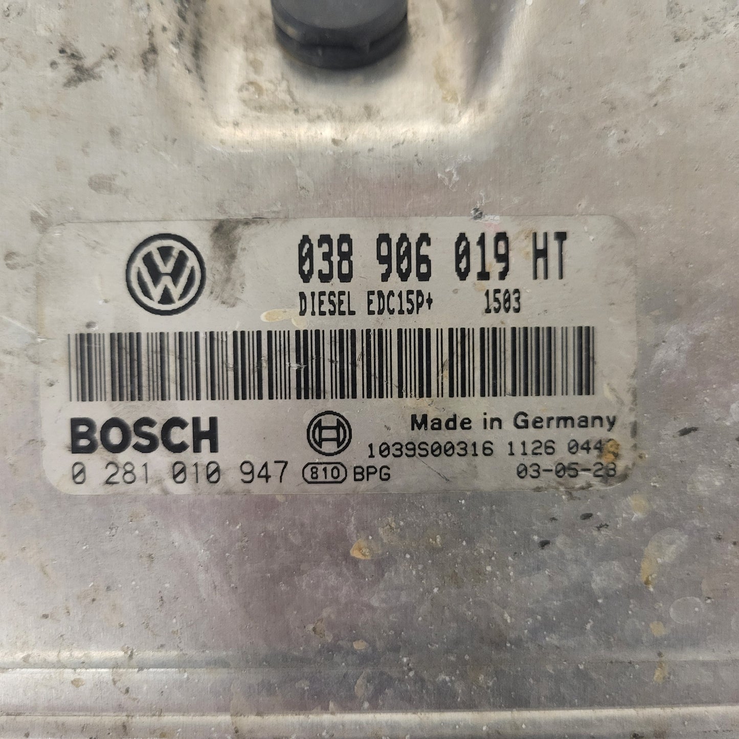 VW SEAT ECU / 038906019HT / 0281010947 / EDC15P+ / BOSCH