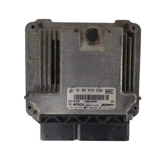 OPEL INSIGNIA A ECU / 55573539 / 0281015774 / 55573560 / BOSCH