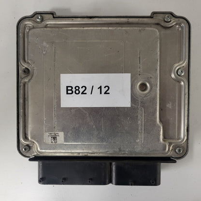 OPEL INSIGNIA A ECU / 55573539 / 0281015774 / 55573560 / BOSCH