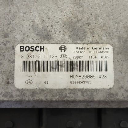 RENAULT MASTER ECU / BOSCH / 0281011106 / HOM8200091428 / 8200243785 - B84-02 - 2