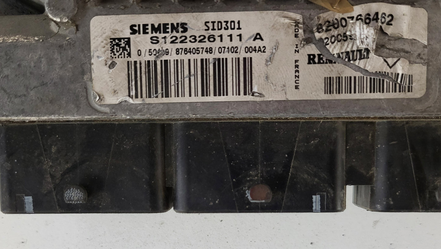 Renault ECU / S122326111A / S122326111 A / 8200766462 /8200592611 / SID301 / SIEMENS
