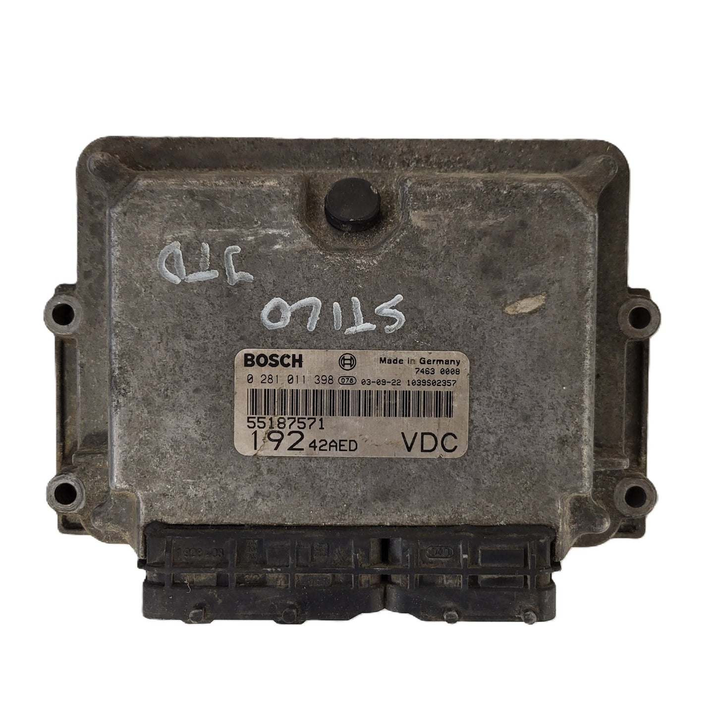 Fiat Stilo 1.9 JTD ECU / 0281011398 / 55187571 / 19242AED / 1039D02357 / BOSCH