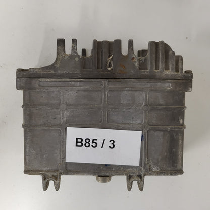 VW ECU / 0261203544 / 441.0.4046-024.6 / 26SA4184 / BOSCH