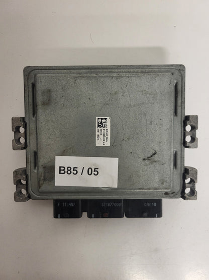 Renault Megane ECU / S122326110A / 8200659536 / 8200592611 / SID 301 / SID301
