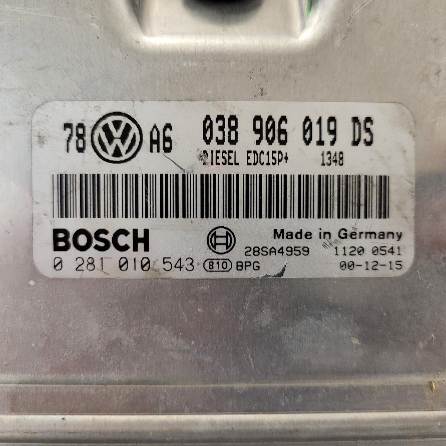 VW PASSAT B5 ECU / 038906019DS / 0281010543 / EDC15P+ / BOSCH