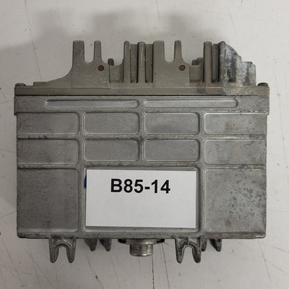 VOLKSWAGEN POLO ECU / 030906027AA / 0261204616/617 / BOSCH - B85-14 - 3