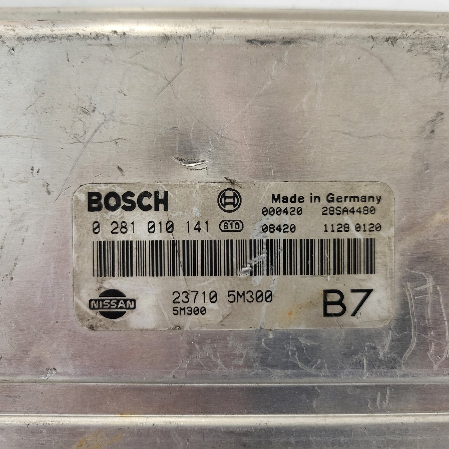 Nissan Almera ECU / 0281010141 / 23710 5M300 / 237105M300 / BOSCH