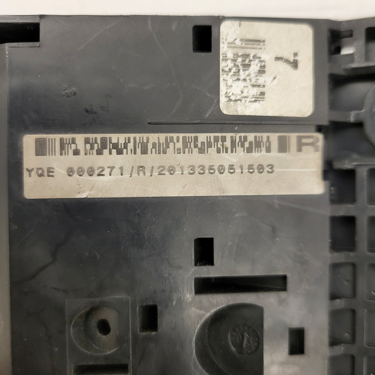 LAND ROVER FREELANDER ROVER 75 / YQE000271 / YQE000271R / FUSE BOX SCATOLA FUSIBILI
