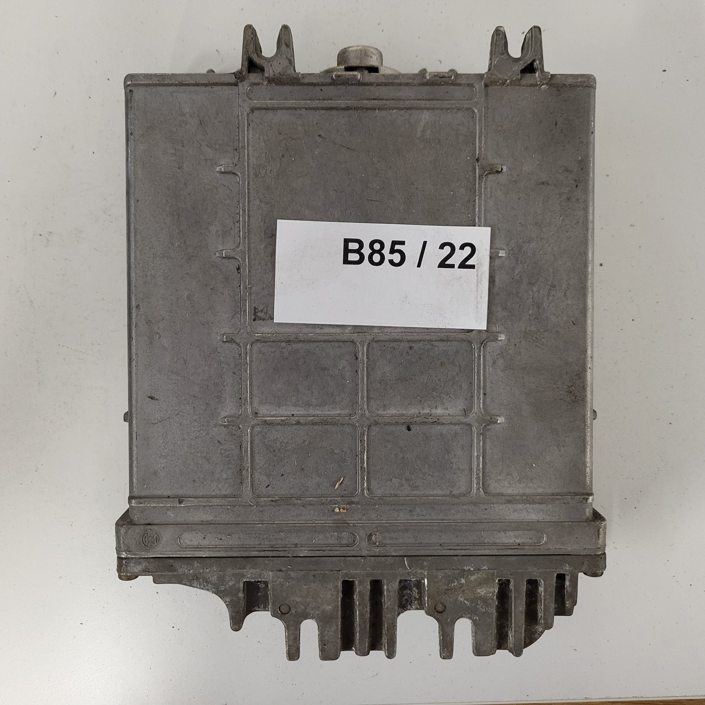 Renault ECU / 0281001810 / 7700109622 / 7700107088 / BOSCH