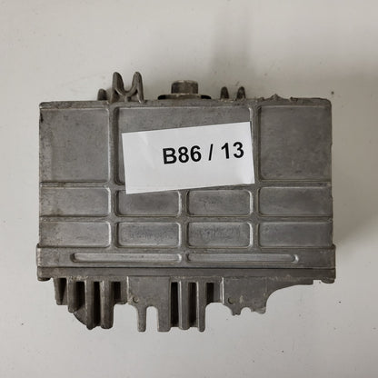 VW ECU / 0261203544 / 441.0.4046-024.6 / 26SA3560 / BOSCH