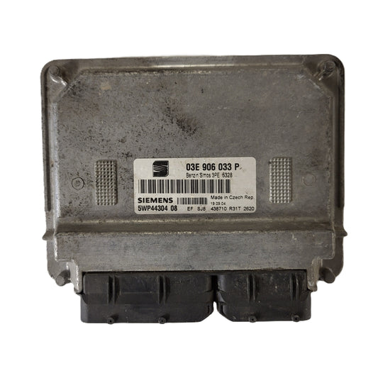 SEAT IBIZA 1.2 ECU / 03E906033P / 5WP44304 08 / SIEMENS