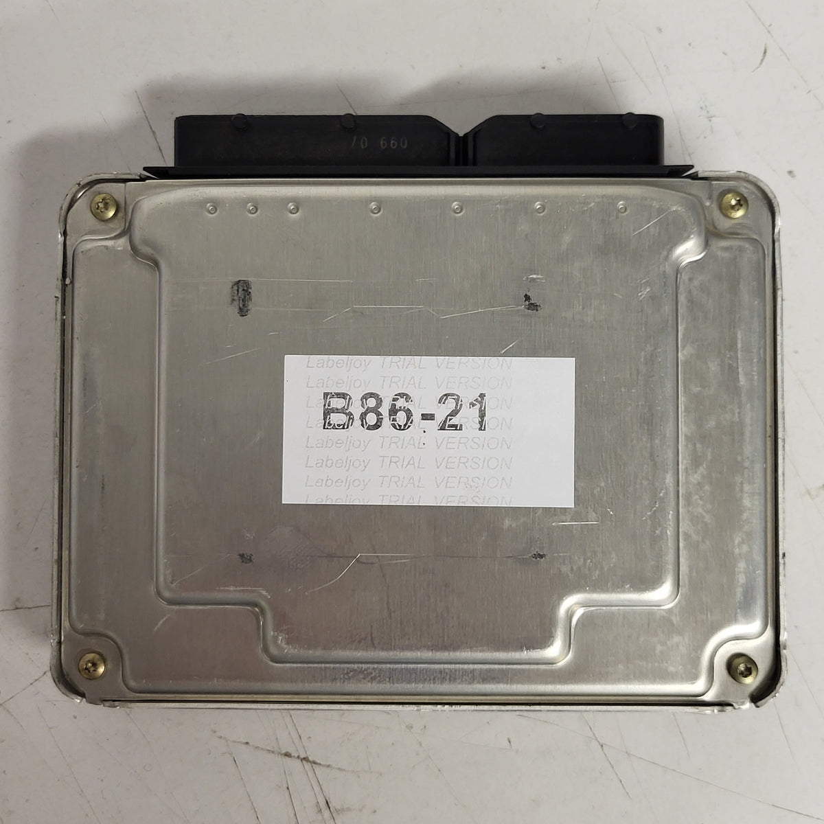 VW LUPO POLO AROSA ECU / 030906027E / 0261203932 / BOSCH - B86-21 - 3