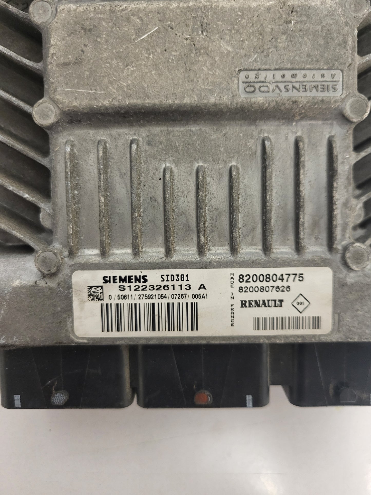 Renault Megane Scenic ECU / S122326113A / 8200804775 / 8200807626 / SID301 / SIEMENS
