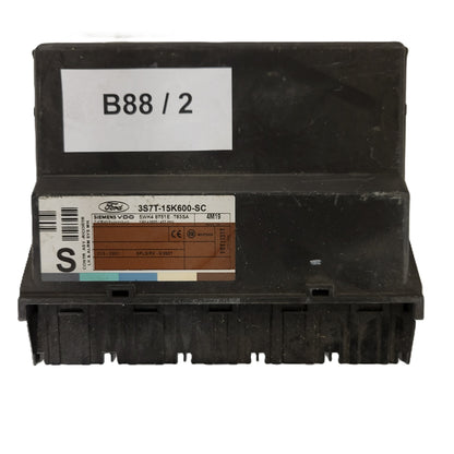 Ford ECU MODULE / 3S7T-15K600-SC / 5WK4 8751E T83SA / SIEMENS