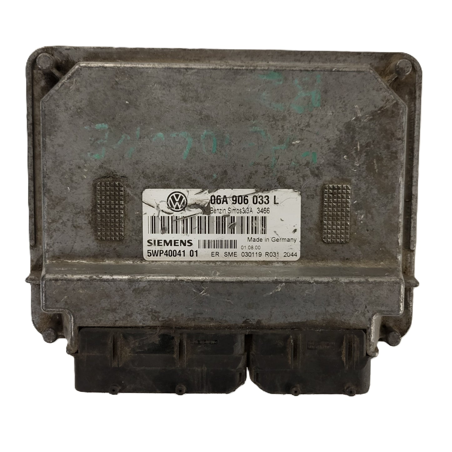 VW NEW BEETLE ECU / 06A906033L / 5WP40041 / 5WP4004101 / SIMOS 3.3A / SIEMENS