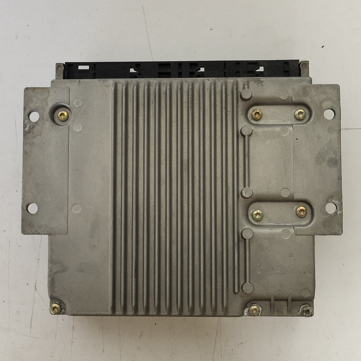 MERCEDES BENZ SLK ECU / A0235454132 / 0261204746 / BOSCH - B88-20 - 3
