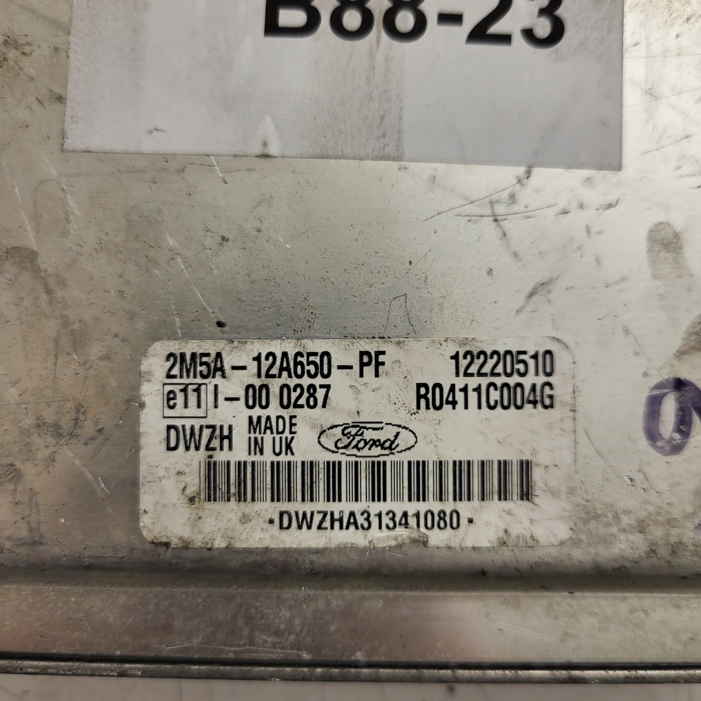 FORD FOCUS ECU / 2M5A-12A650-PF / 12220510 / R0411C004G / DWZH / DELPHI