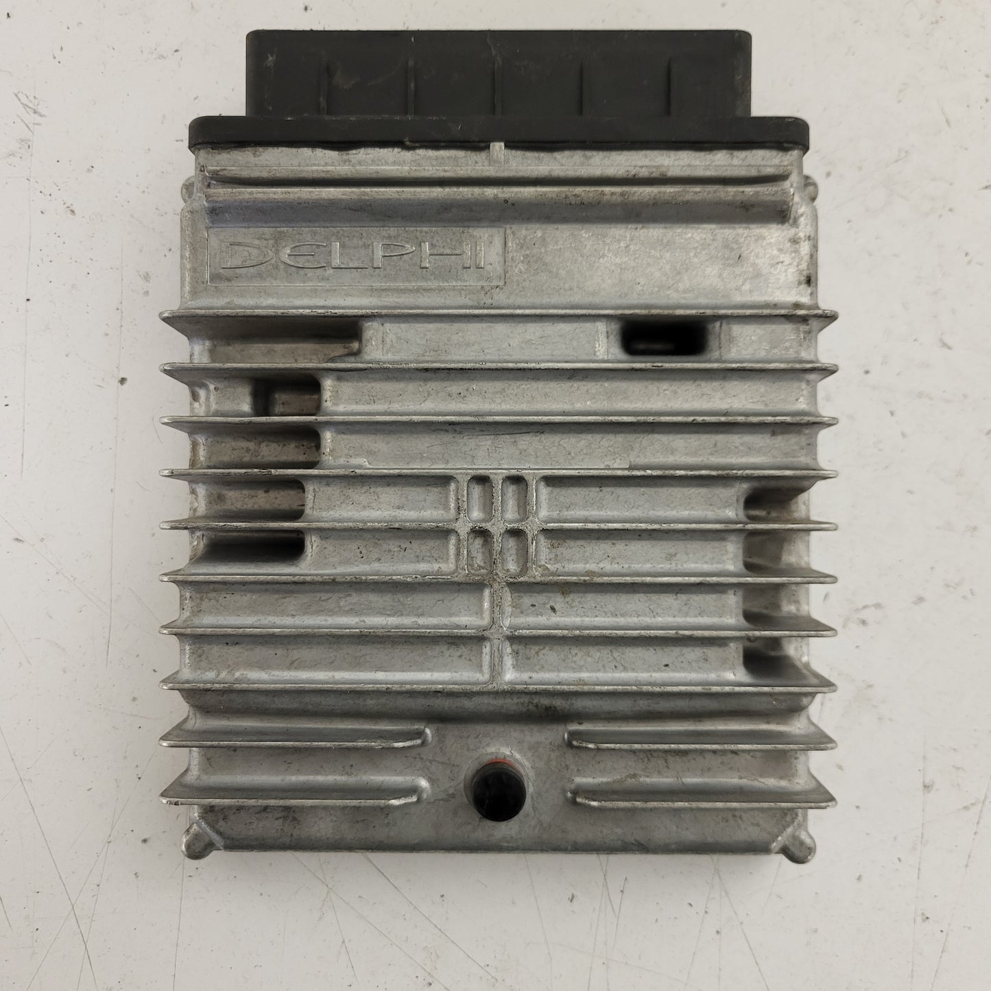 FORD FOCUS ECU / 2M5A-12A650-PF / 12220510 / R0411C004G / DWZH / DELPHI