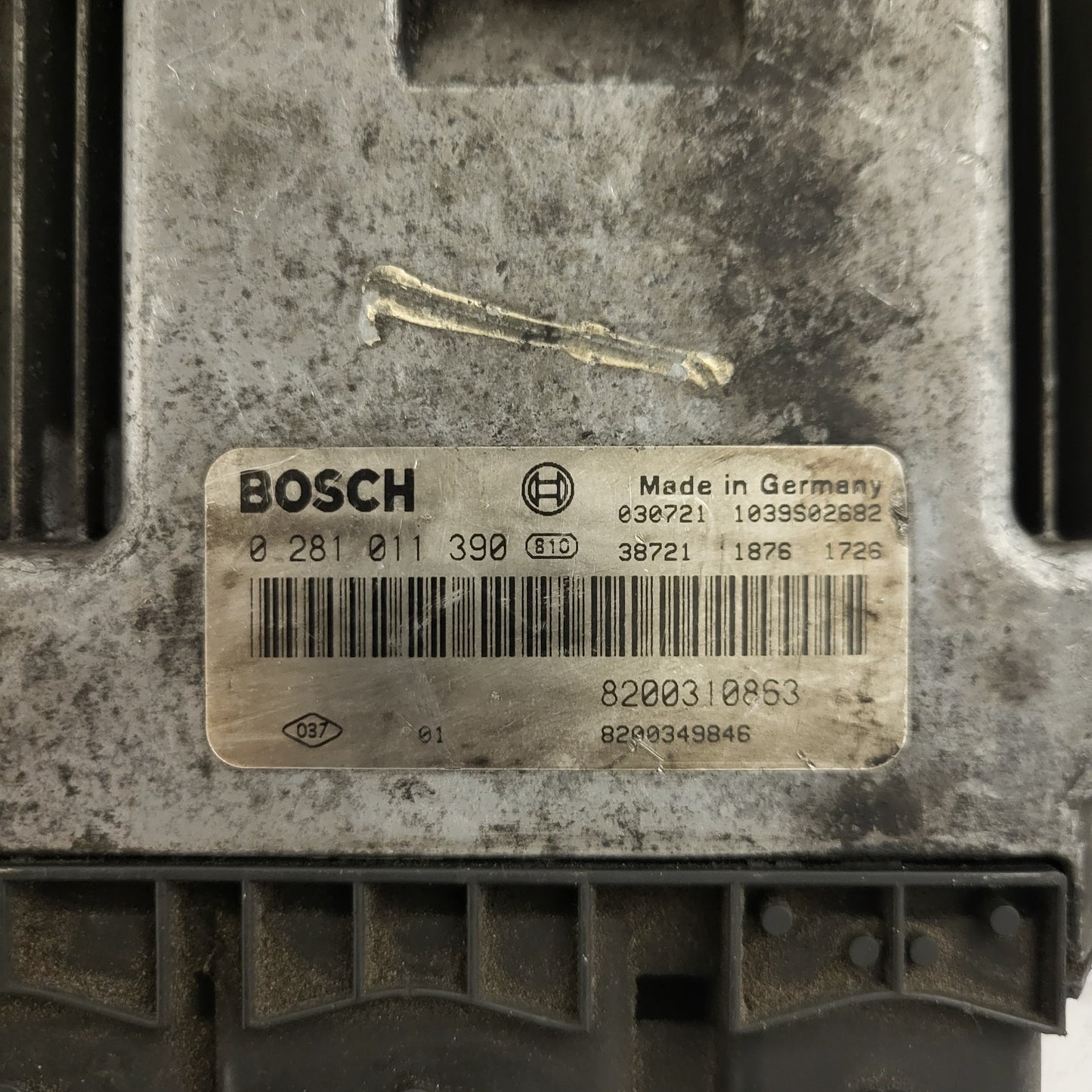 Renault Megane Scenic ECU / 0281011390 / 8200310863 / 8200349846 / BOSCH