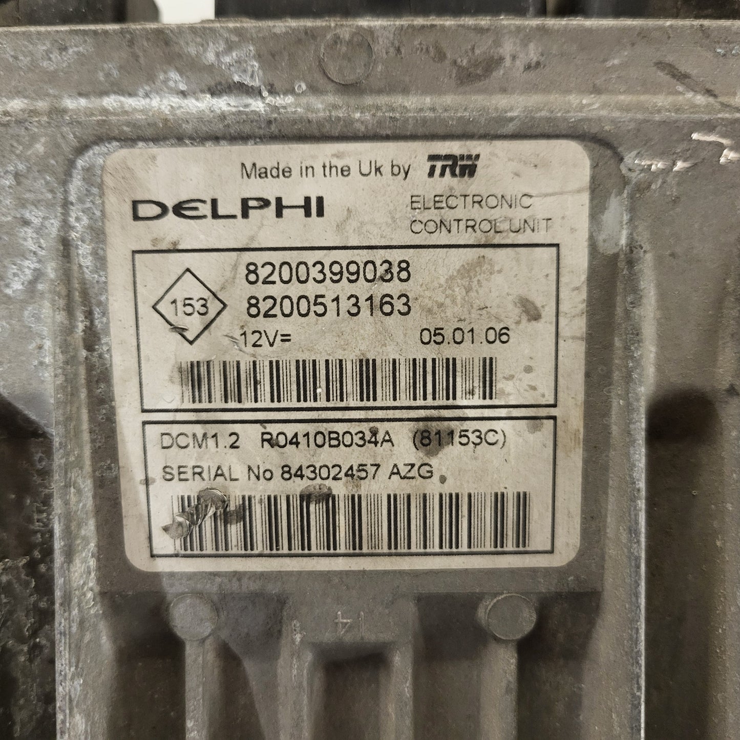 Renault ECU / 8200399038 / 8200513163 / R0410B034A / DCM1.2 / DELPHI
