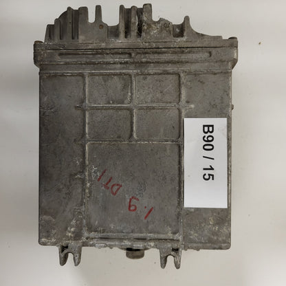 Renault ECU / 0281001766 / 7700114354 / HOM7700105952 / BOSCH