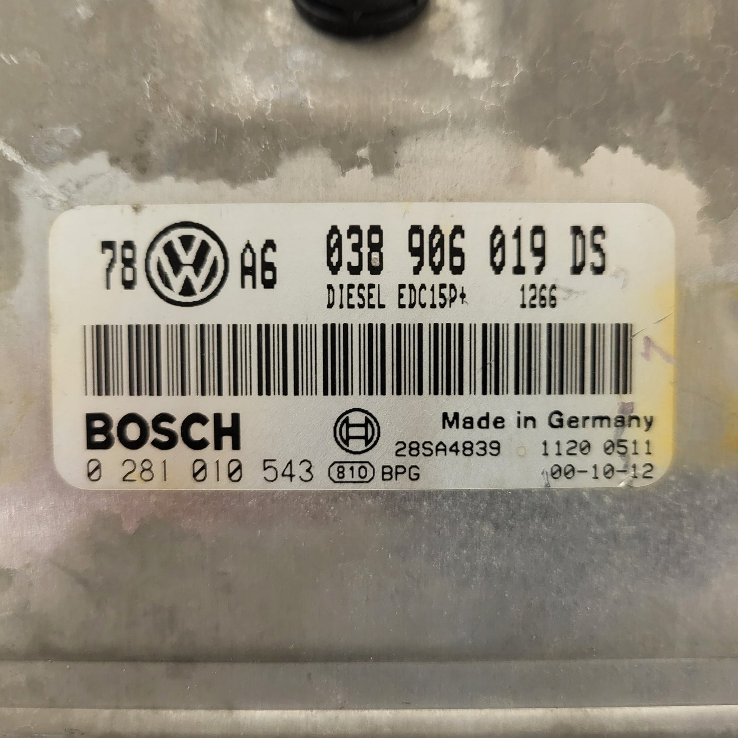 VW PASSAT B5 ECU / 038906019DS / 0281010543 / EDC15P+ / BOSCH