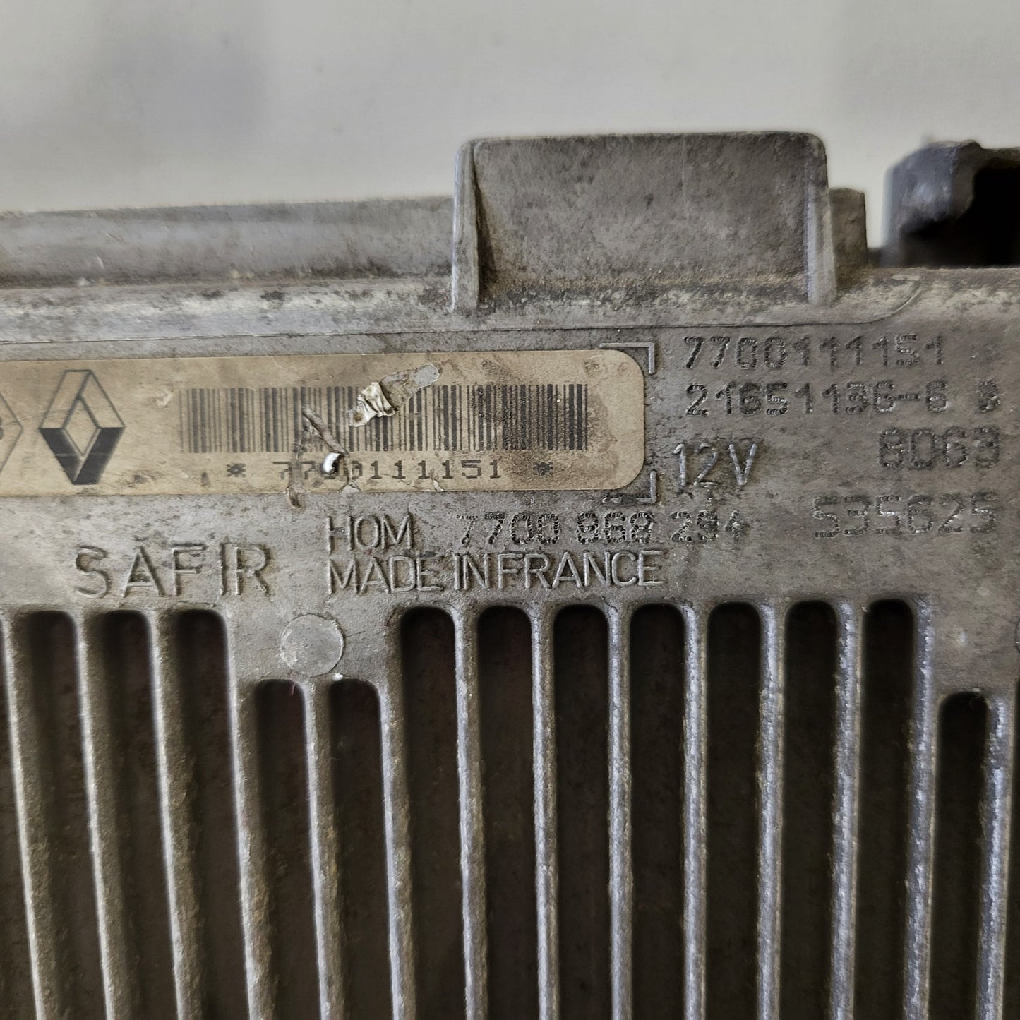 RENAULT CLIO ECU / 7700111151 / 21651136-6B / 7700868294 / SAGEM