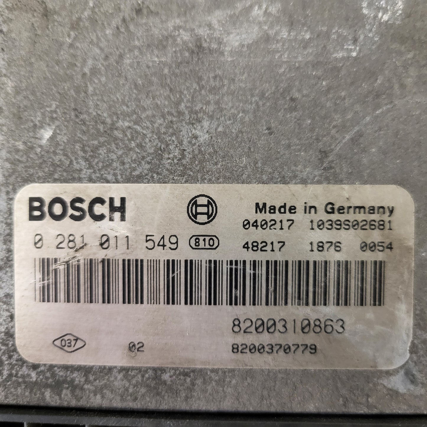 Renault ECU / 0281011549 / 8200310863 / 8200370779 / BOSCH