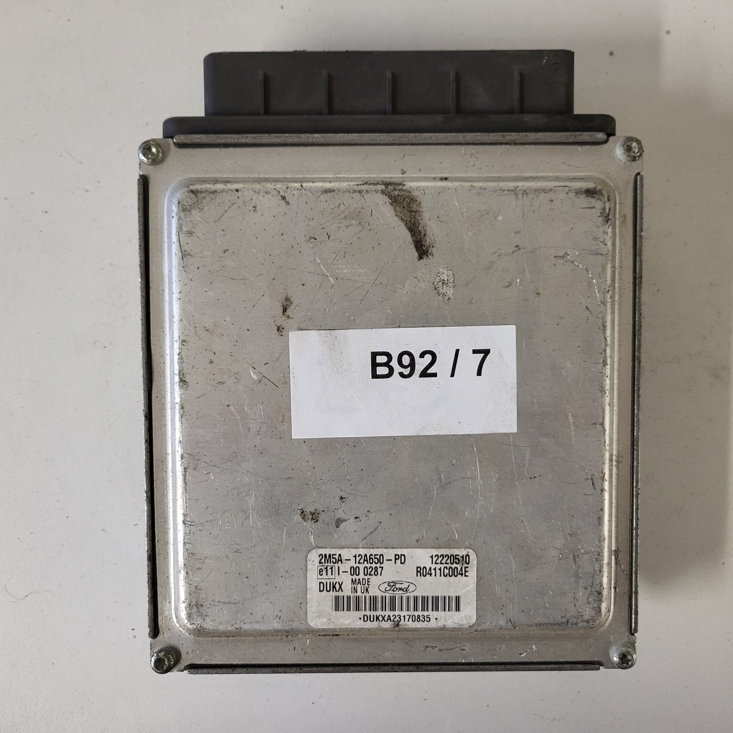 Ford Focus ECU / 2M5A-12A650-PD / DUKX / R0411C004E / 12220510 / 2M5A12A650PD