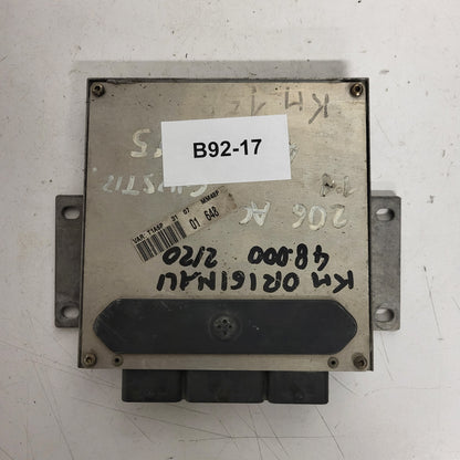 Peugeot 206 1.1 ECU / IAW 48P2.76 / SW 9648620880 / HW 9645989480