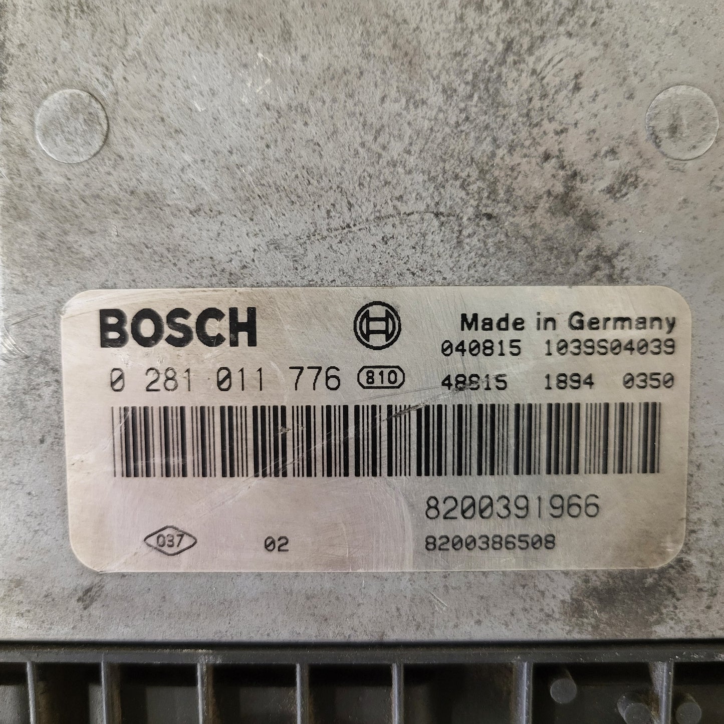 Renault 1.9DCI ECU / 0281011776 / 8200391966 / 8200386508 / BOSCH
