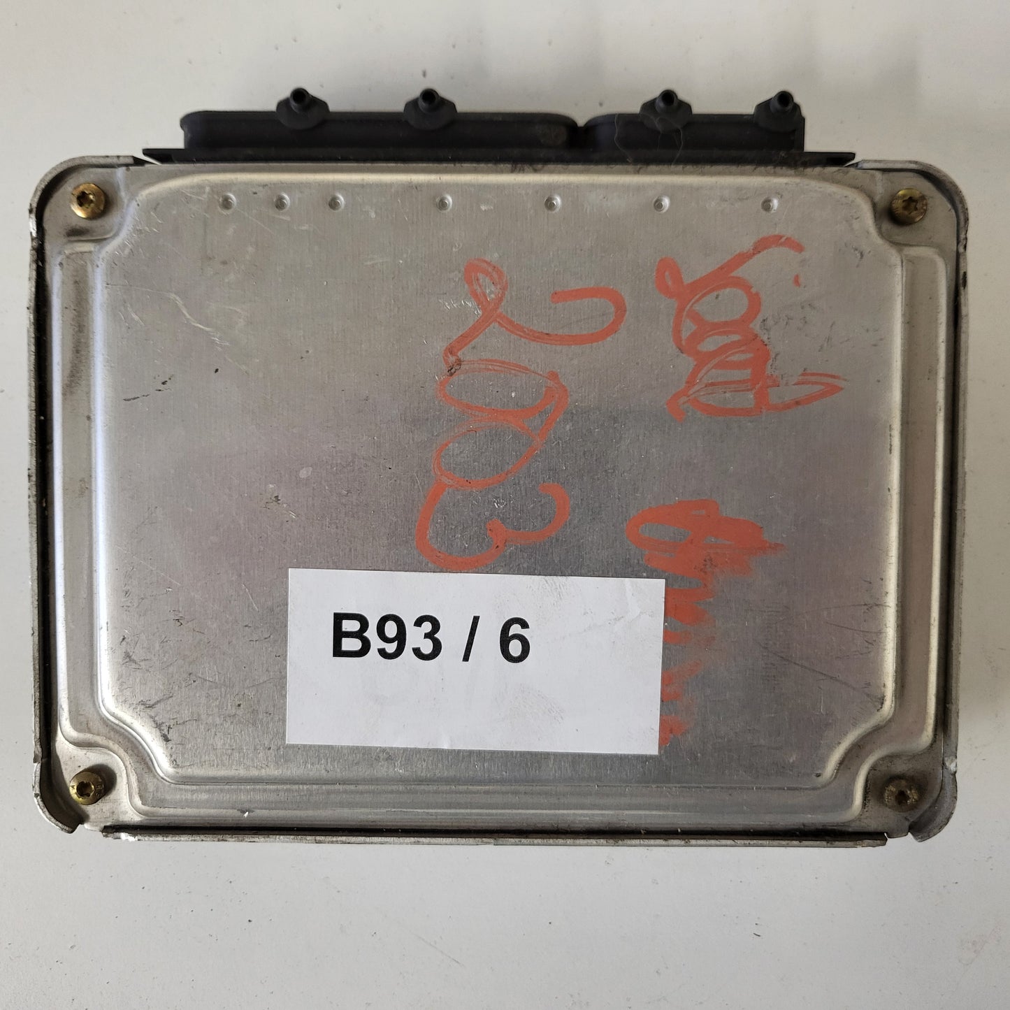 SEAT AROSA 1.0 ECU / 0261208097 / 030906032DJ / BOSCH