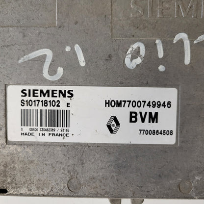 Renault Clio ECU / S101718102 / HOM 7700749946 / 7700864508 / SIEMENS